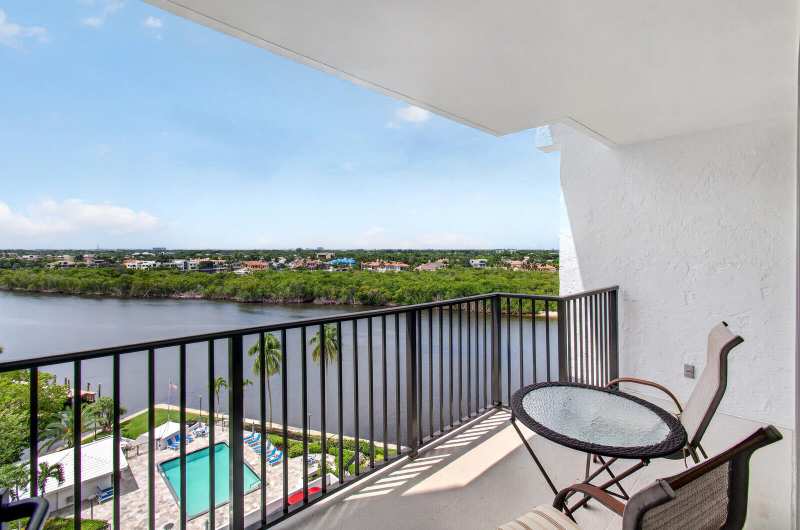 1 bedroom Condominium at 4750 S Ocean Boulevard #907, Aberdeen Arms , Highland Beach — photo 1