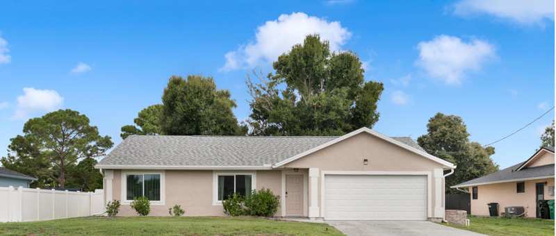 4 bedroom Single Family Residence at 565 SW Cherryhill Road, Port St Lucie Section 41, Port St. Lucie — photo 1