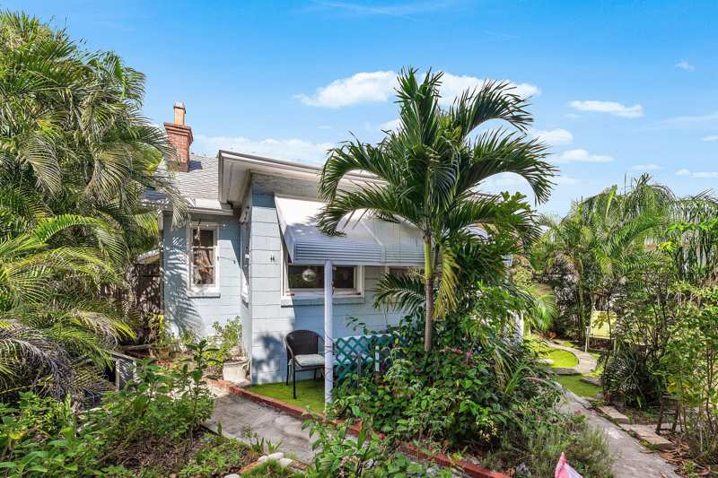 2 bedroom Single Family Residence at 615 N L Street, Lake Worth Town Of, Lake Worth Beach — photo 1