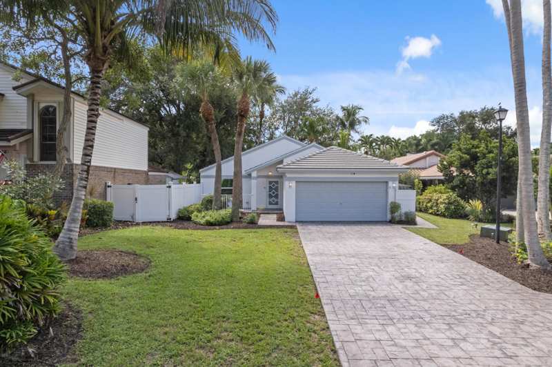 3 bedroom Single Family Residence at 4120 NW 1st Court, Hanover Square, Delray Beach — photo 1