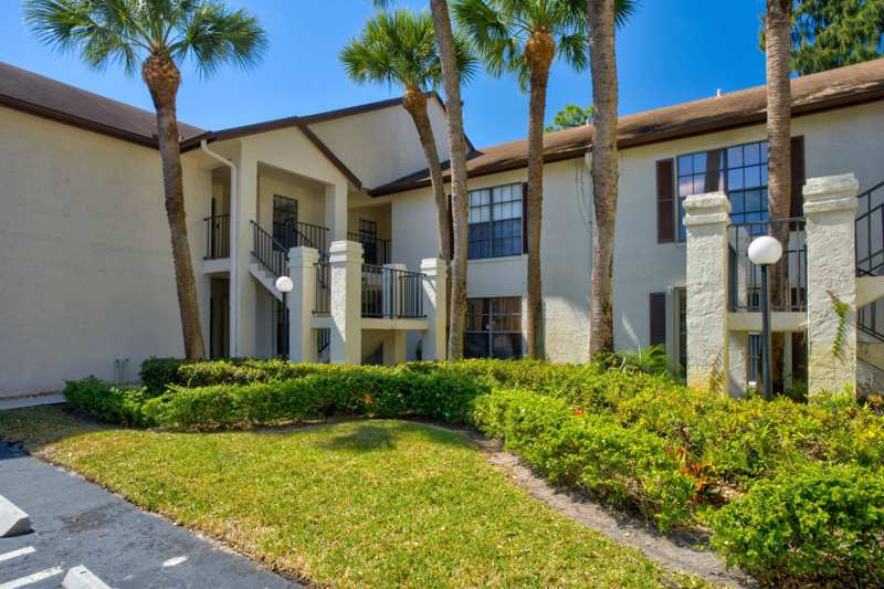 2 bedroom Condominium at 3237 Perimeter Drive #2512, Lucerne Park Condos, Greenacres — photo 1
