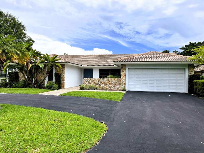 4 bedroom Single Family Residence at 11375 NW 19th Drive, Cypress Run, Coral Springs — photo 1