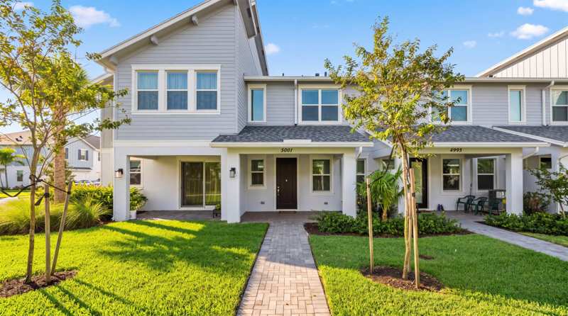 3 bedroom Townhouse at 5001 N Longwood Lake Square, Terraces Of Westlake, Westlake — photo 1