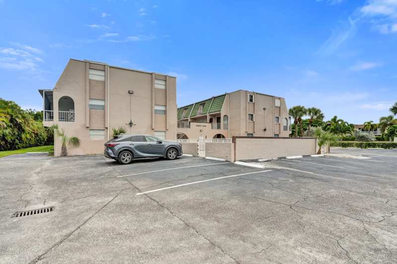 1 bedroom Condominium at 1100 SE 4th Avenue #5, Porto Fino Gardens Condo, Deerfield Beach — photo 1