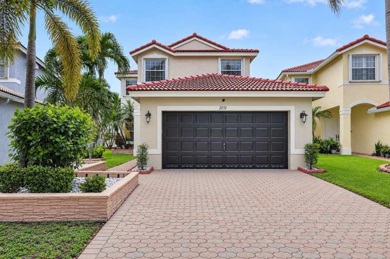 4 bedroom Single Family Residence at 2031 SW 157th Avenue, Silver Shores (Parcels A Thru G), Miramar — photo 1