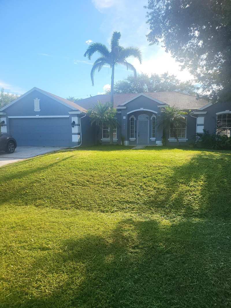 3 bedroom Single Family Residence at 1937 SW Beard Street, Port St Lucie Section 8, Port St. Lucie — photo 1