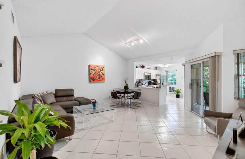 2 bedroom Condominium at 6737 Via Regina, Plum At Boca Pointe, Boca Raton — photo 1