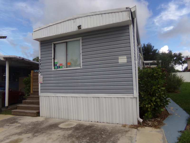 2 bedroom Mobile Home at 3965 Sheraton Circle, Whispering Pines, Boynton Beach — photo 1