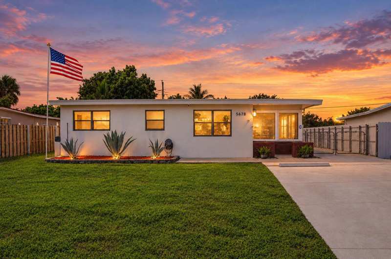 3 bedroom Single Family Residence at 5678 Cinnamon Drive, Forest Hill Village, West Palm Beach — photo 1