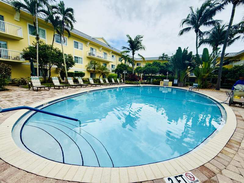1 bedroom Condominium at 150 NE 15th Avenue #138, Pine Crest Village II, Fort Lauderdale — photo 1