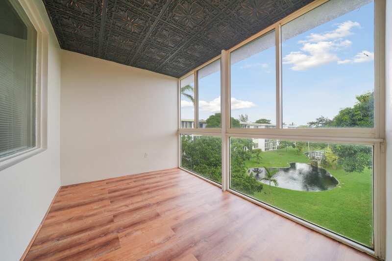 1 bedroom Condominium at 6005 Del Lago Circle #311, Water Bridge 6 Condo, Sunrise — photo 1