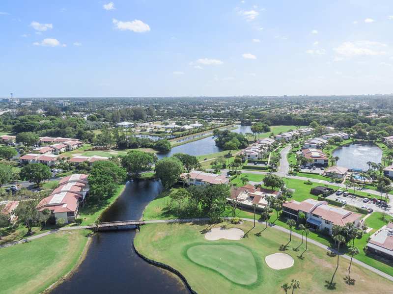 2 bedroom Condominium at 9283 Vista Del Lago #37-I, Pines Of Boca Lago Condo, Boca Raton — photo 1