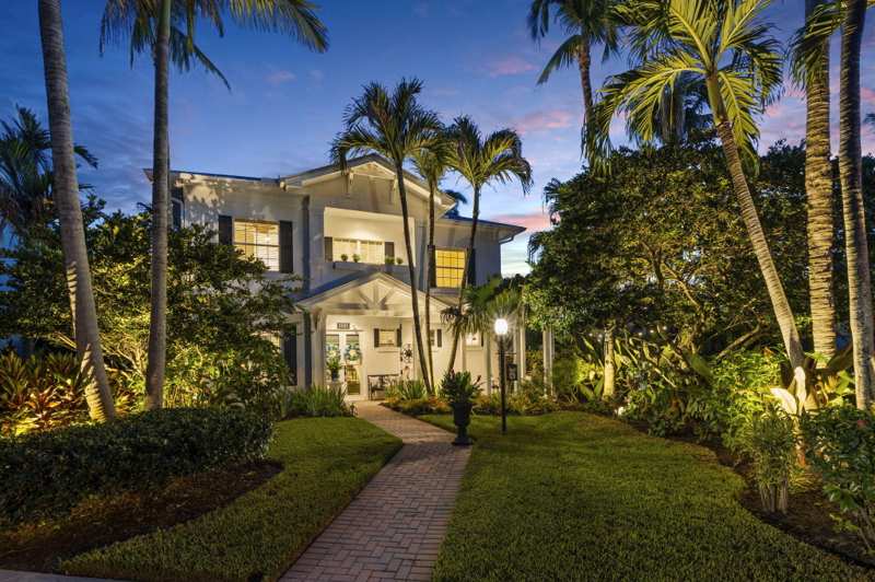 6 bedroom Single Family Residence at 1630 SW Prosperity Way, Hamilton Place, Palm City — photo 1
