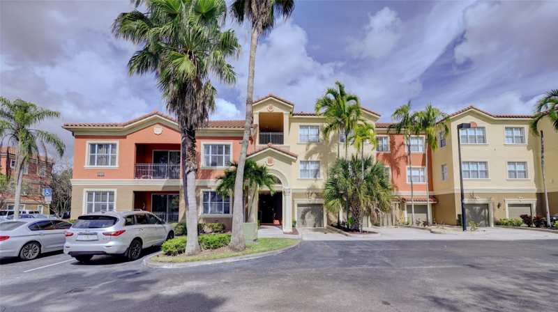2 bedroom Condominium at 4400 SW 160th Avenue #1016, El-Ad Villaggio Condo Bldg 1, Miramar — photo 1