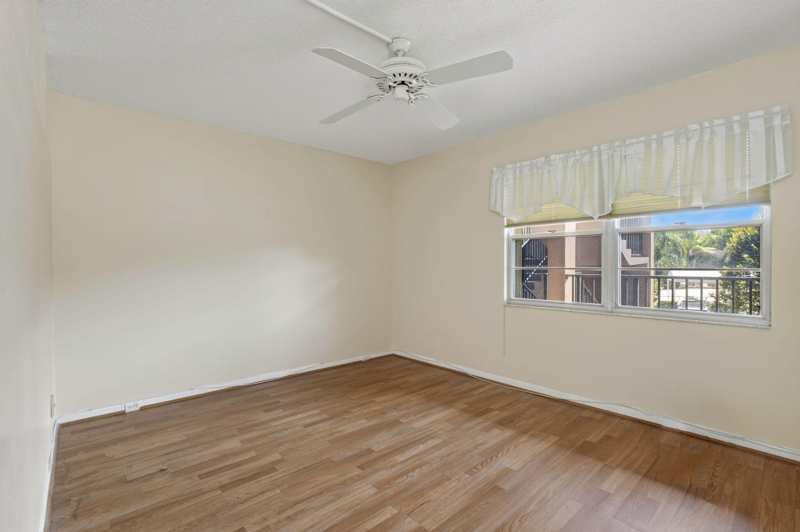 1 bedroom Condominium at 300 SW 130th Terrace #202B, Lancaster At Century Village, Pembroke Pines — photo 1