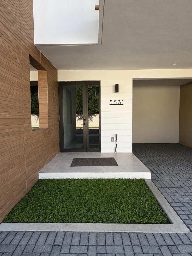 3 bedroom Townhouse at 5531 W Oak Way, Oaks Place 183-488 B, Fort Lauderdale — photo 1