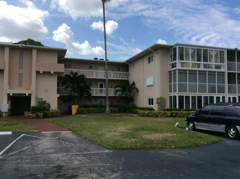1 bedroom Condominium at 2562 Garden Drive #204, Lake Clarke Gardens Condo 10, Lake Worth — photo 1