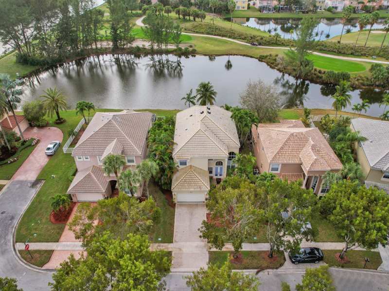 5 bedroom Single Family Residence at 2111 Reston Circle, Madison Green 1, Royal Palm Beach — photo 1