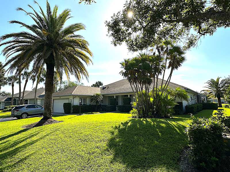 3 bedroom Single Family Residence at 2263 SW Danforth Circle, Danforth, Palm City — photo 1