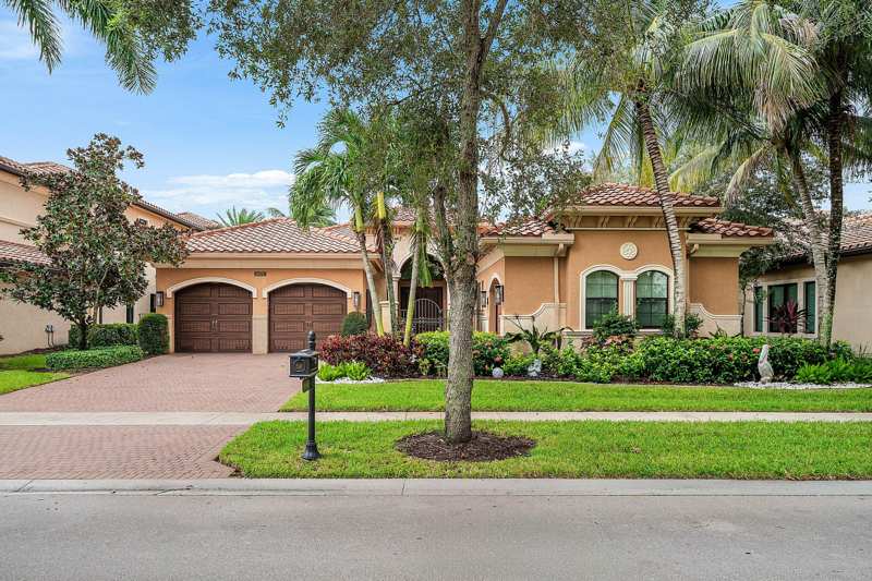 3 bedroom Single Family Residence at 8478 Hawks Gully Avenue, The Bridges , Delray Beach — photo 1