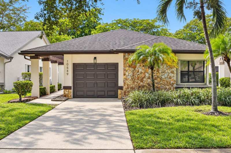 3 bedroom Single Family Residence at 10549 Fern Tree Way, Equestrian, Fairmont Place, Boynton Beach — photo 1