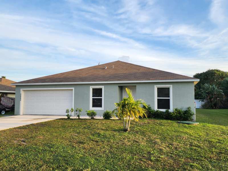4 bedroom Single Family Residence at 2862 SE Buccaneer Circle, Port St Lucie Section 40, Port St. Lucie — photo 1