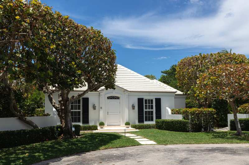 2 bedroom Stock Cooperative at 6880 N Ocean Boulevard #11, Ocean Maisonettes Inc, Ocean Ridge — photo 1
