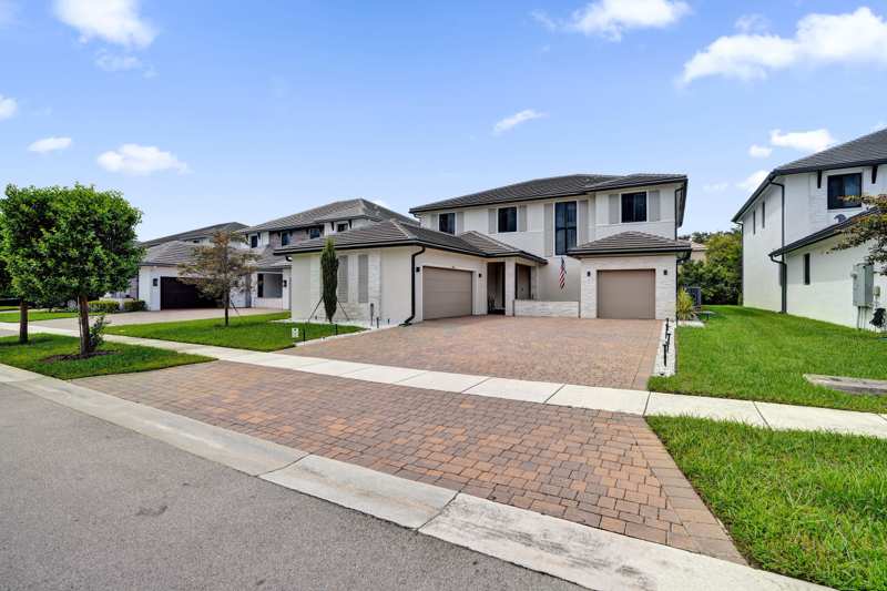 4 bedroom Single Family Residence at 4406 SW 178th Avenue, Tuscan Isles, Miramar — photo 1