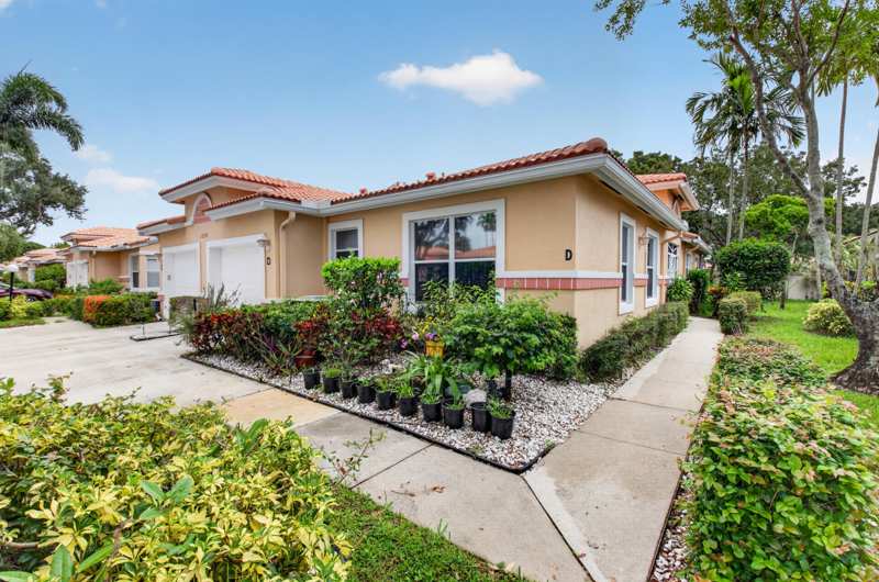 3 bedroom Villa at 12598 Crystal Pointe Drive #D, Crystal Pointe , Boynton Beach — photo 1