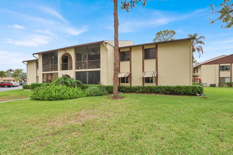 2 bedroom Condominium at 338 Knotty Pine Circle #D-1, Pine Ridge South III Condo, Greenacres — photo 1
