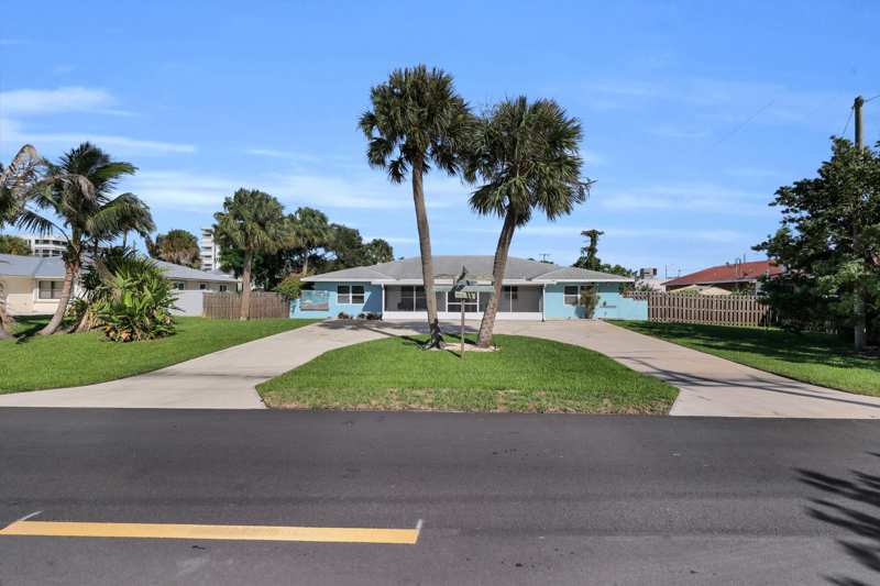 4 bedroom Single Family Residence at 2520 Flotilla Terrace, Coral Cove Beach Section 1, Fort Pierce — photo 1