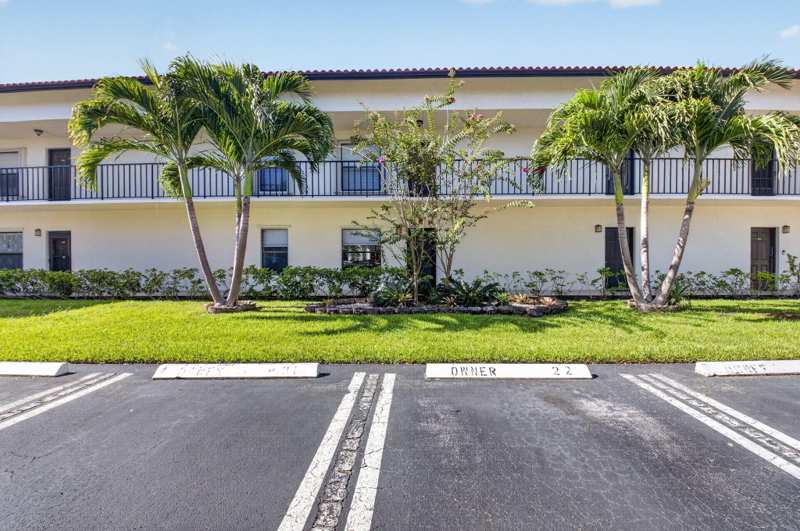 2 bedroom Condominium at 3 Vía De Casas Sur #103, South Lake Condo, Boynton Beach — photo 1
