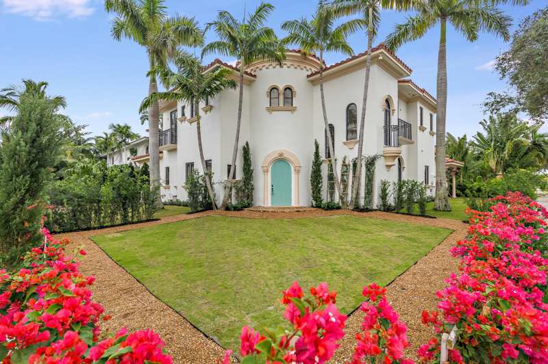 4 bedroom Single Family Residence at 270 Palmetto Lane, Orchid Lane, West Palm Beach — photo 1
