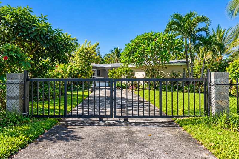 3 bedroom Single Family Residence at 639 Madeline Court, Monmouth Estates 2, West Palm Beach — photo 1