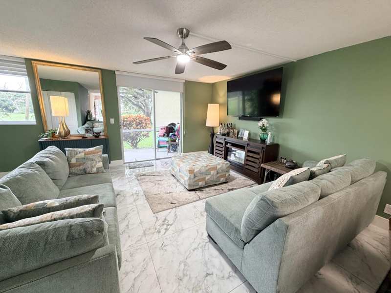 2 bedroom Condominium at 6161 NW 2nd Avenue #123, Boca Teeca, Boca Raton — photo 1