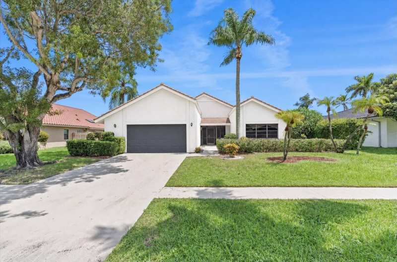 4 bedroom Single Family Residence at 19744 Boca Greens Drive, Boca Greens 1, Boca Raton — photo 1