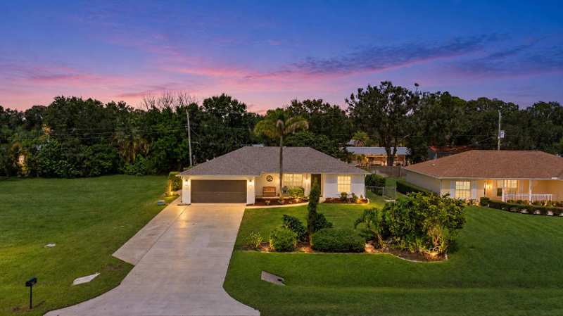 3 bedroom Single Family Residence at 7508 Paso Robles Boulevard, Lakewood Park Unit 7, Fort Pierce — photo 1