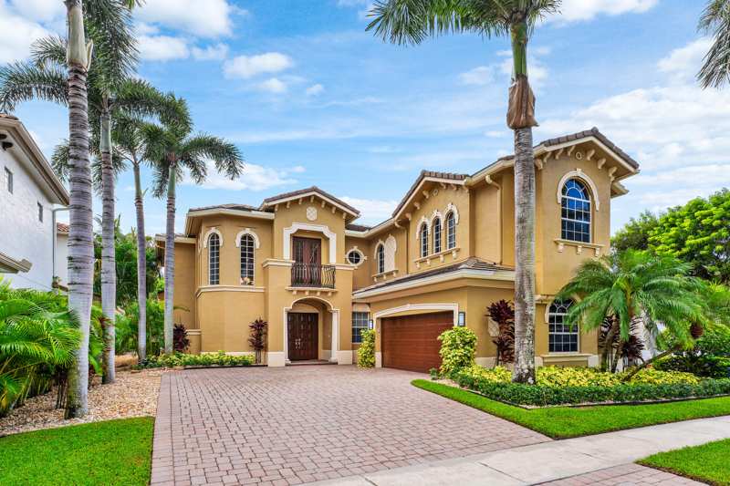 4 bedroom Single Family Residence at 8126 Valhalla Drive, Mizner Country Club, Delray Beach — photo 1