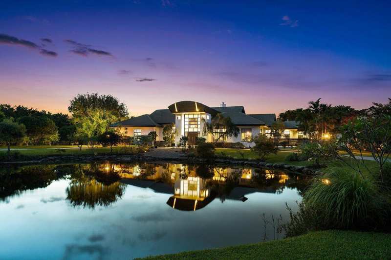 4 bedroom Single Family Residence at 8549 Surrey Lane, Palm Beach Farms Co 3, Boca Raton — photo 1