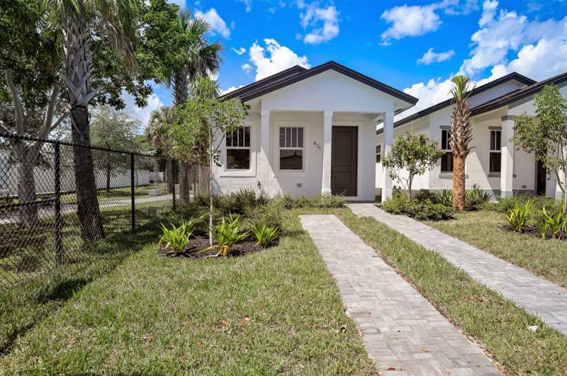 3 bedroom Single Family Residence at 431 S F Street, Lake Worth Town Of, Lake Worth Beach — photo 1