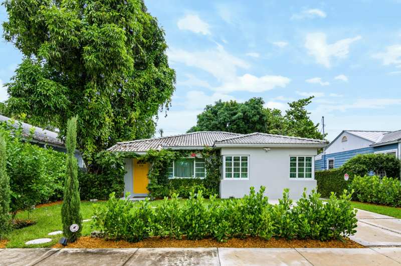 3 bedroom Single Family Residence at 910 N M Street, Lake Worth Town Of, Lake Worth Beach — photo 1