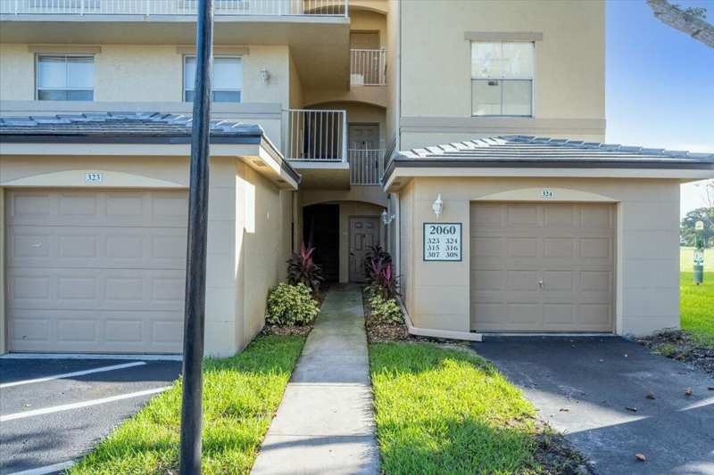 2 bedroom Condominium at 2060 Greenview Shores Boulevard #308, Arissa Place Condo, Wellington — photo 1