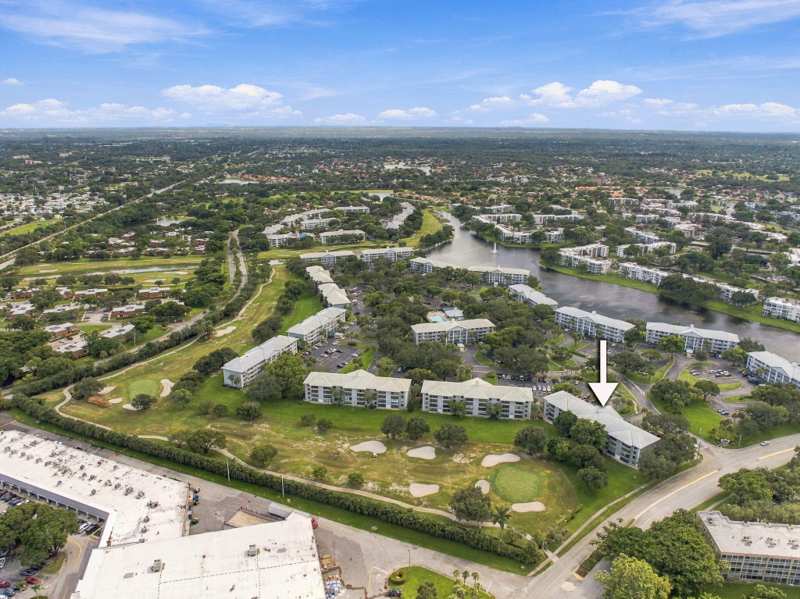 3 bedroom Condominium at 1502 Whitehall Drive #305, Condo 1 Of Whitehall Condos, Davie — photo 1
