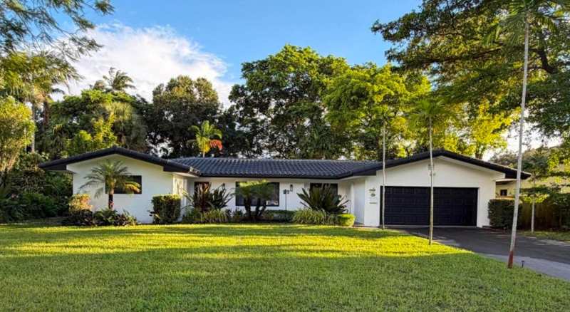 3 bedroom Single Family Residence at 4190 SW 4th Street, Country Club Estates, Plantation — photo 1
