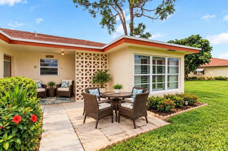2 bedroom Condominium at 4755 NW 3rd Court #D, High Point Of Delray Sec 7 Condo, Delray Beach — photo 1