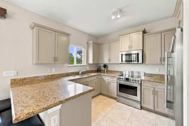 4 bedroom Single Family Residence at 6854 Langdon Way, Abbington Pud, Lake Worth — photo 1
