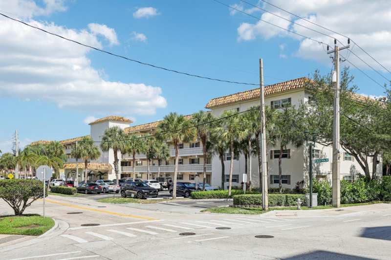 2 bedroom Condominium at 200 E Royal Palm Road #3040, Boca Golfview Condo, Boca Raton — photo 1