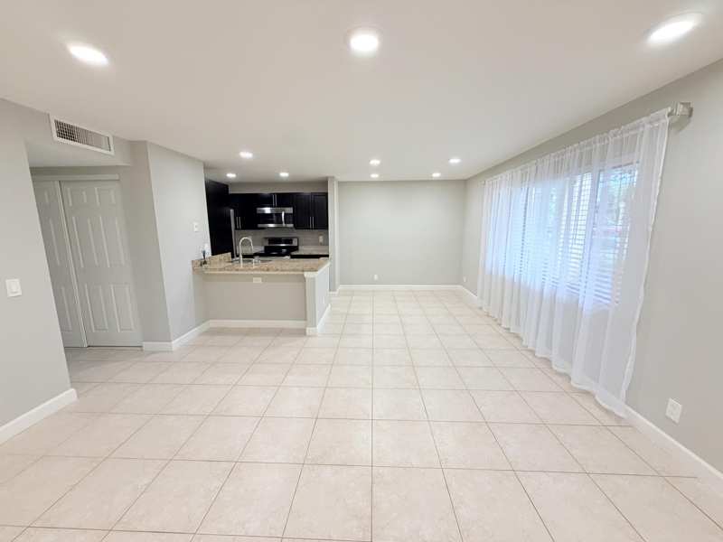 2 bedroom Condominium at 907 Meadows Circle, Meadows On The Green Condo, Boynton Beach — photo 1
