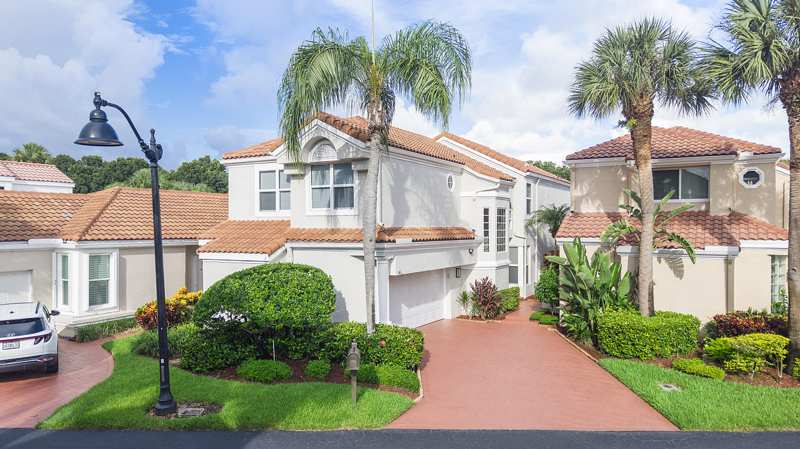 3 bedroom Single Family Residence at 17595 Tiffany Trace Drive, Tiffany Trace, Boca Raton — photo 1