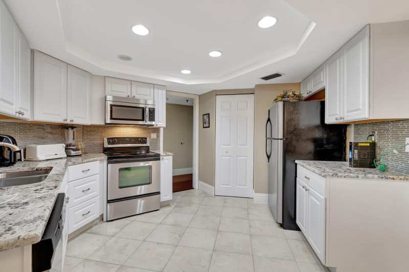 2 bedroom Condominium at 6372 La Costa Drive #504, La Costa Del Mar Condo, Boca Raton — photo 1
